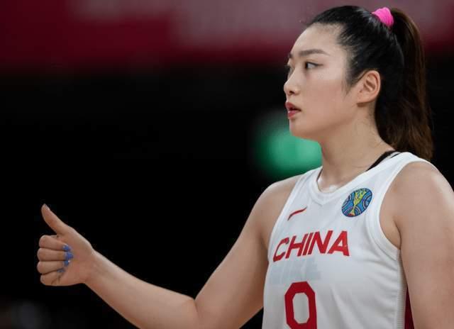 女篮李梦爆料新闻视频,女篮内部爆料背后的真相