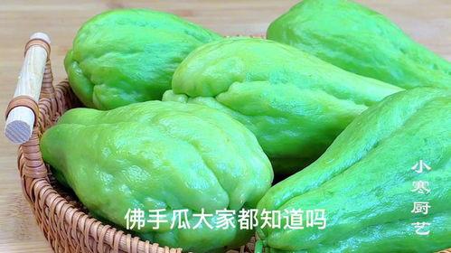 网红吃佛手瓜视频在线观看,口感独特引网友热议！