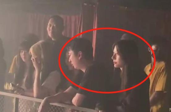 吃瓜大本营网红塌房,揭秘娱乐圈背后的真相