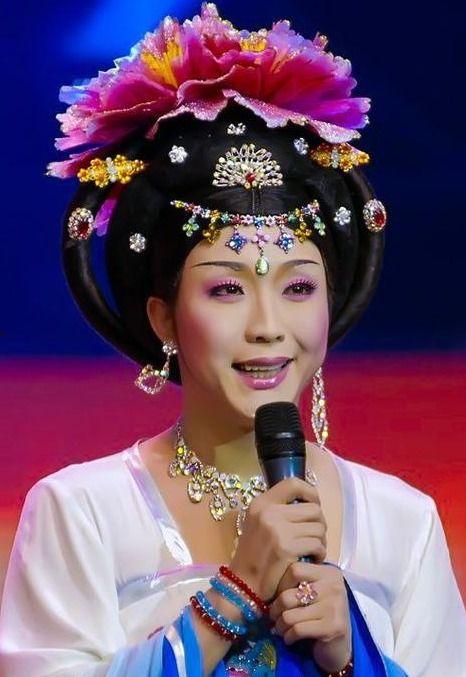 李玉刚爆料秘密视频,神秘视频背后的惊人真相