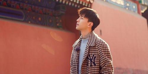 圈内爆料邓伦唐嫣,甜蜜互动引粉丝热议